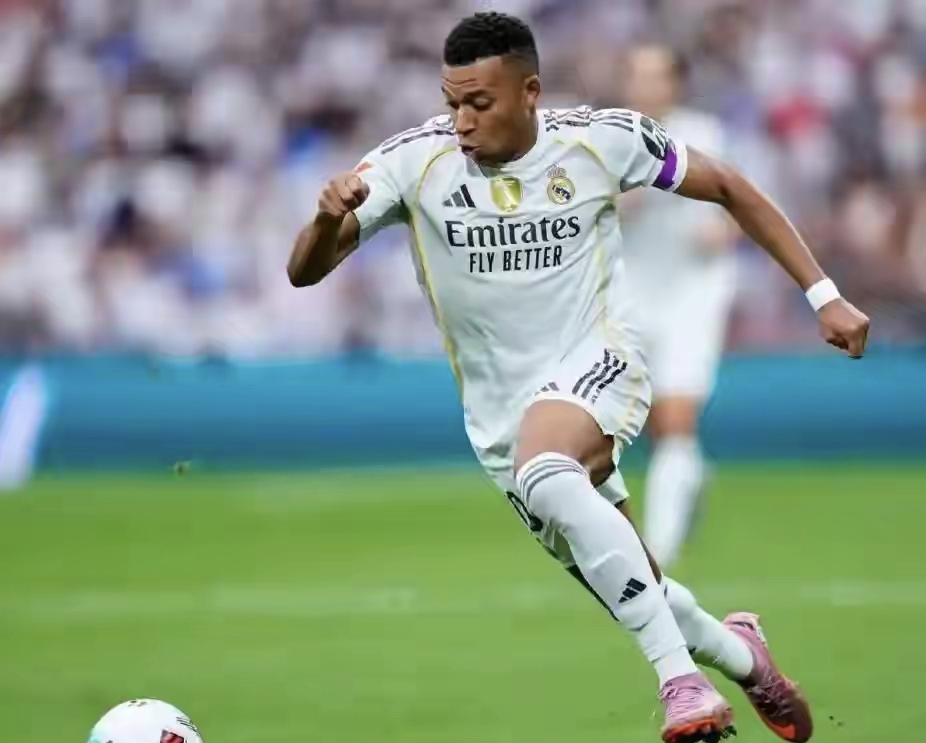 爱游戏棋牌在线娱乐刚刚！国际比赛日皇家社会调整名单清晨那不勒斯备战葡超，夏洛特黄蜂绝杀压哨备战欧超杯的简单介绍